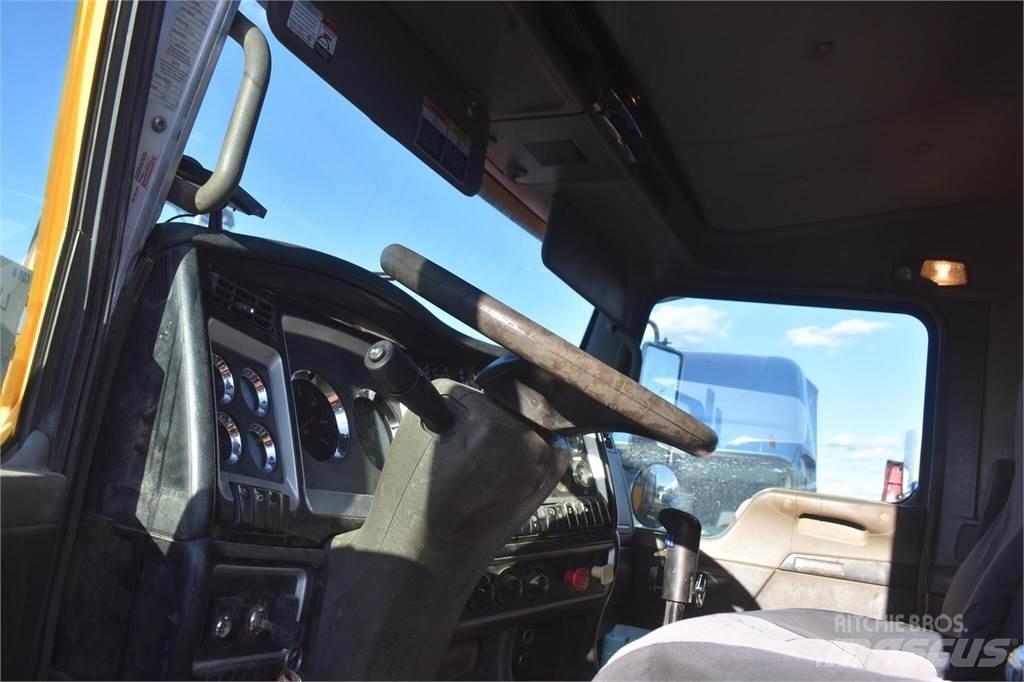 Kenworth T800 Tovornjaki z žerjavom