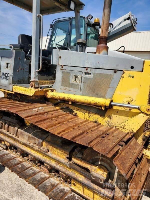 Komatsu D38P-1 LGP Buldožerji goseničarji