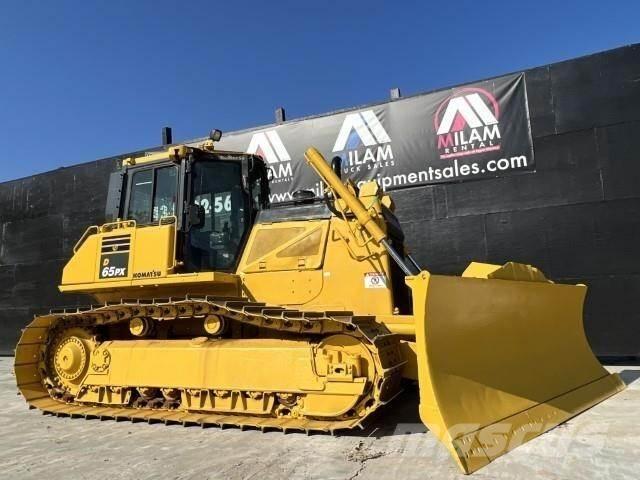 Komatsu D65PX-18 Buldožerji goseničarji