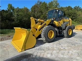 Komatsu WA320-8 Kolesni nakladalci