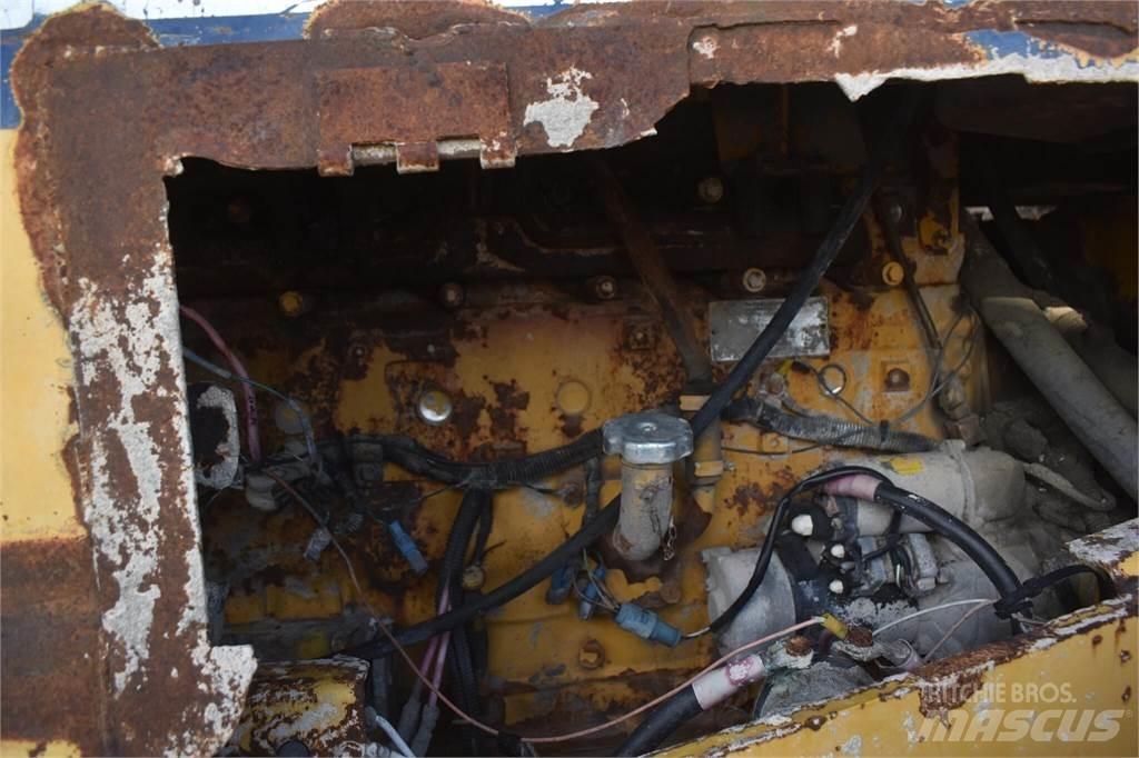 Komatsu WA420 Kolesni nakladalci
