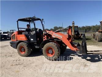 Kubota R530 Kolesni nakladalci