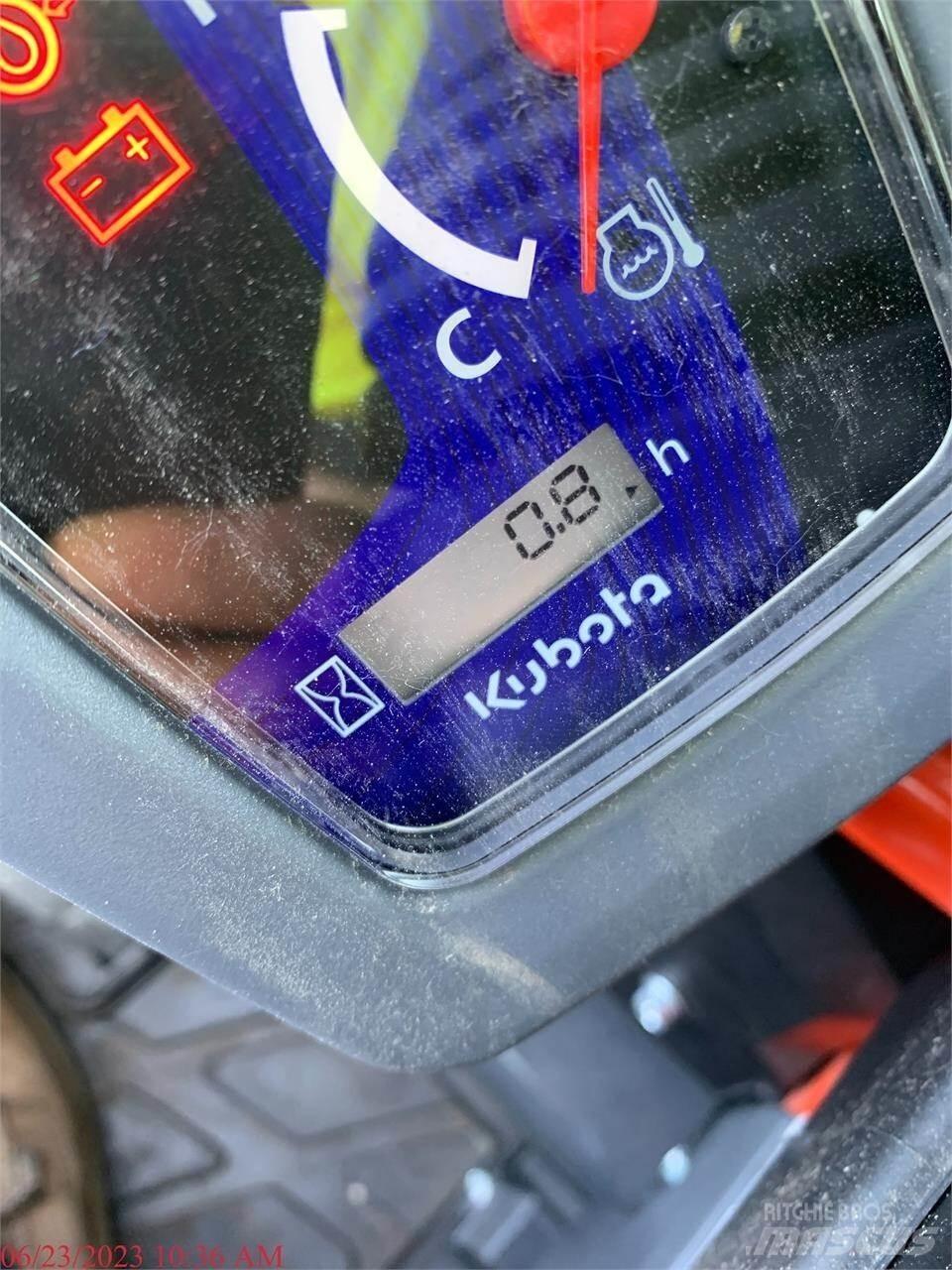 Kubota SSV75 Skid steer mini nakladalci