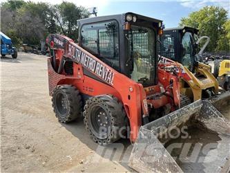 Kubota SSV75 Skid steer mini nakladalci