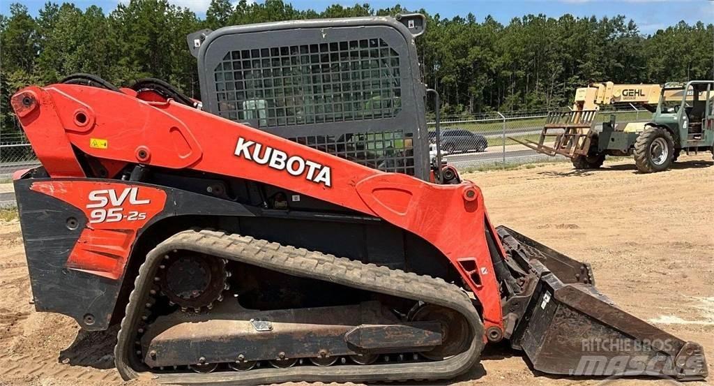 Kubota SVL95-2S Skid steer mini nakladalci