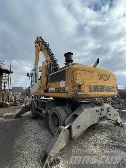 Liebherr A924C Bagri za prekladanje primarnih/sekundarnih surovin