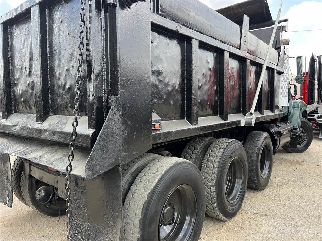 Mack CH613 Kiper tovornjaki
