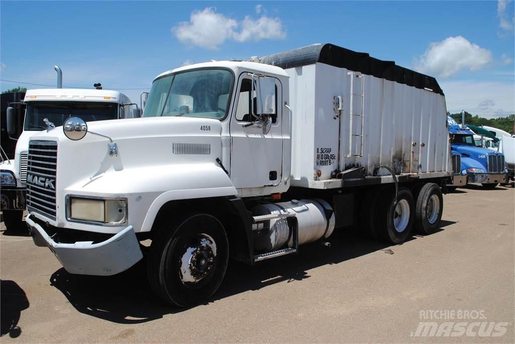 Mack CH613 Kiper tovornjaki