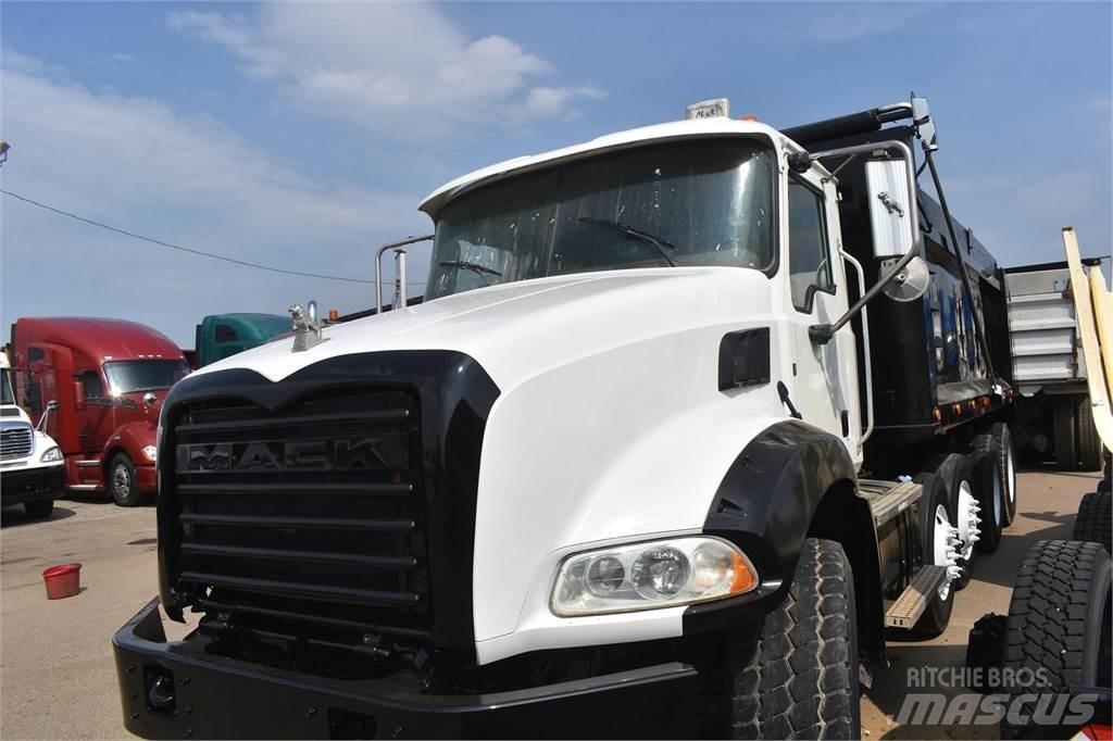 Mack GRANITE GU813 Kiper tovornjaki