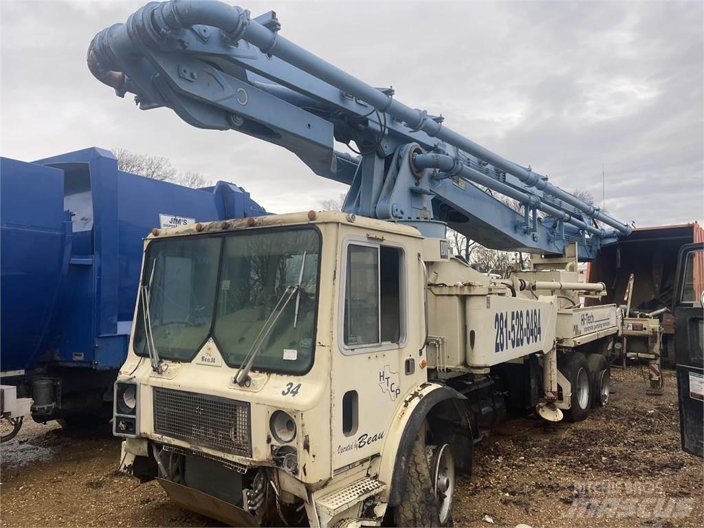 Mack MR686S Avtomešalci za beton