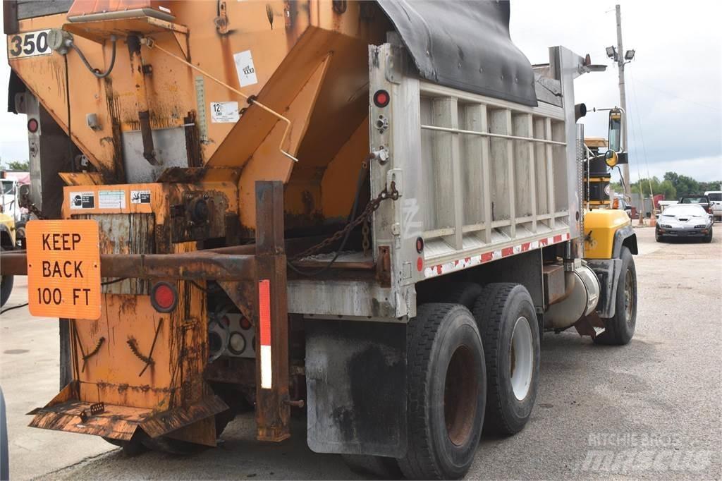 Mack RD688S Kiper tovornjaki