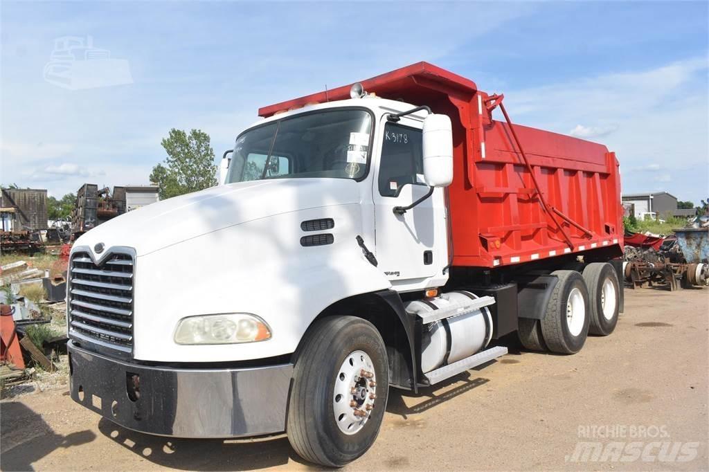 Mack VISION CXN613 Kiper tovornjaki