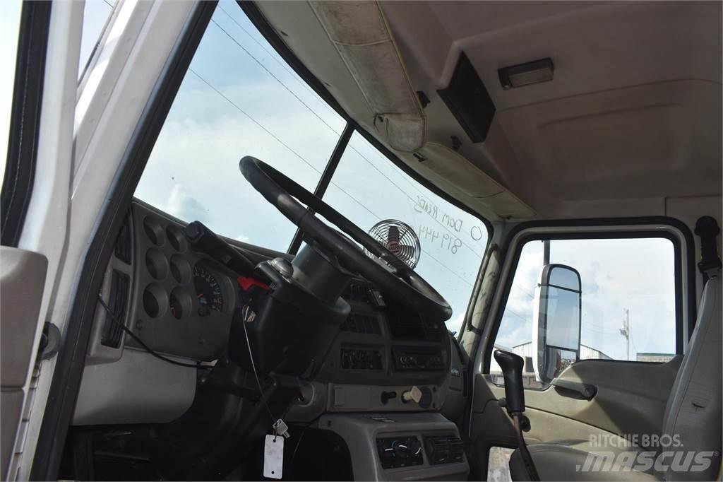 Mack VISION CXN613 Kiper tovornjaki