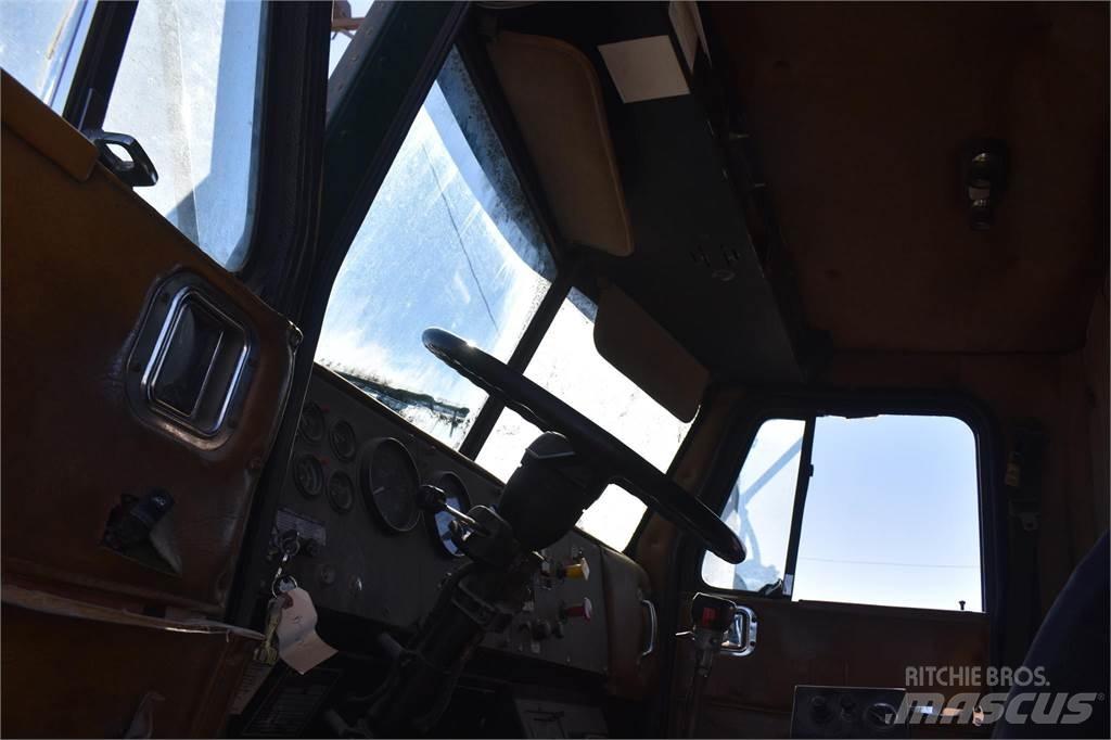  MARMON 330 Tovornjaki z žerjavom