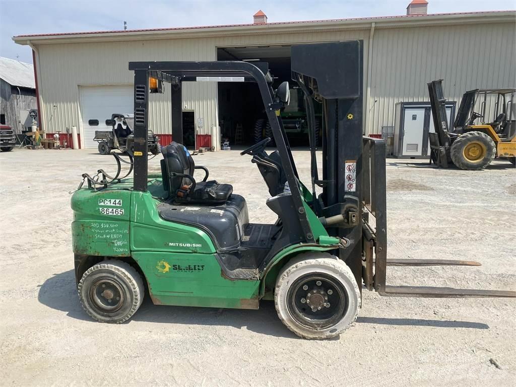 Mitsubishi FG30N Viličarji - drugo