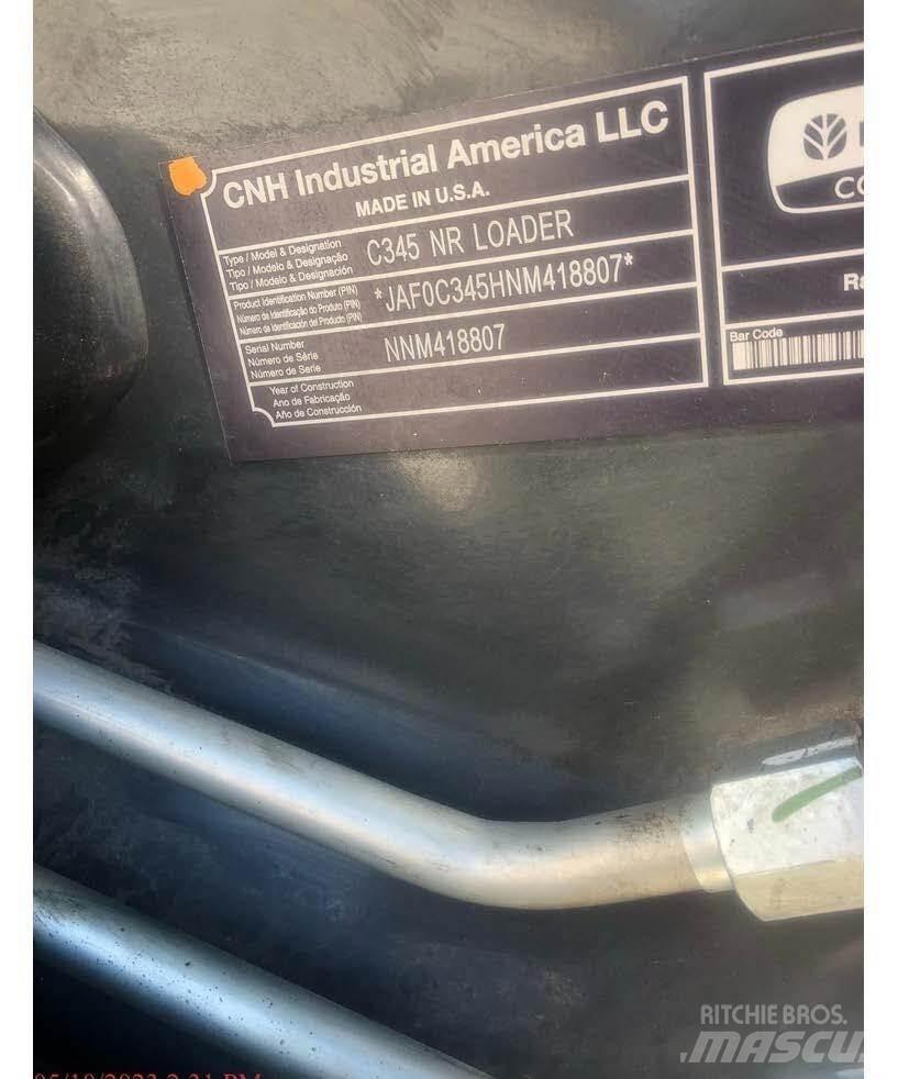 New Holland C345 Skid steer mini nakladalci