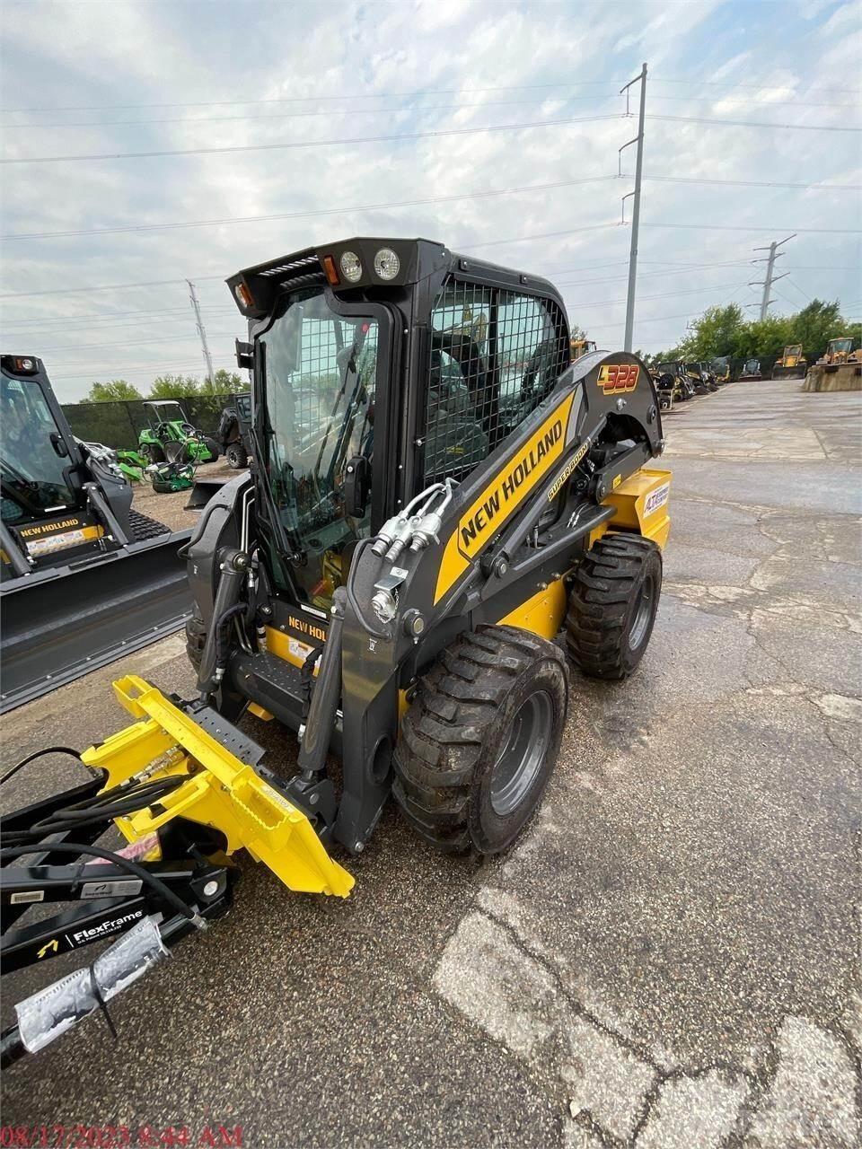 New Holland L328 Skid steer mini nakladalci