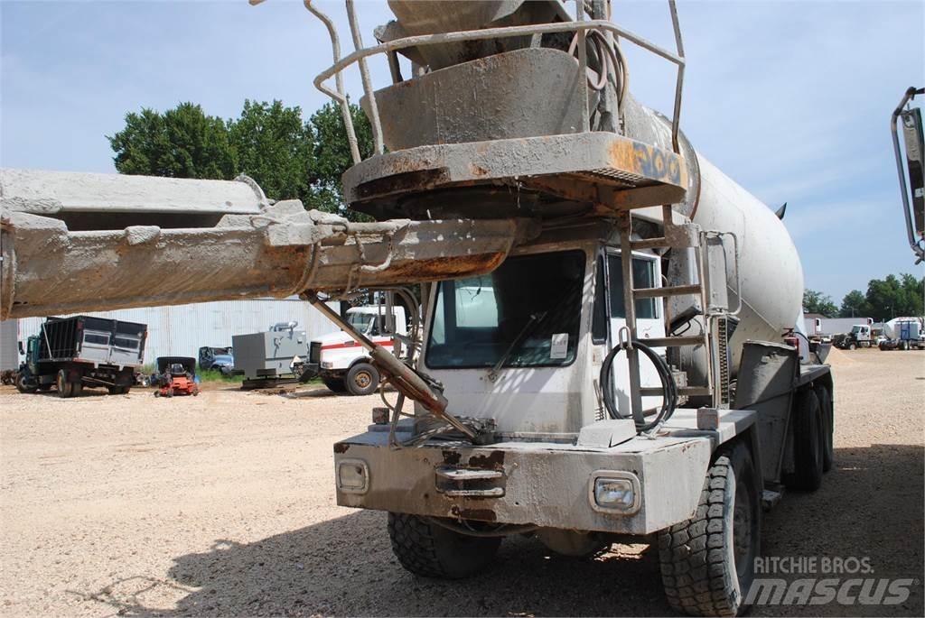 Oshkosh F2146 Avtomešalci za beton