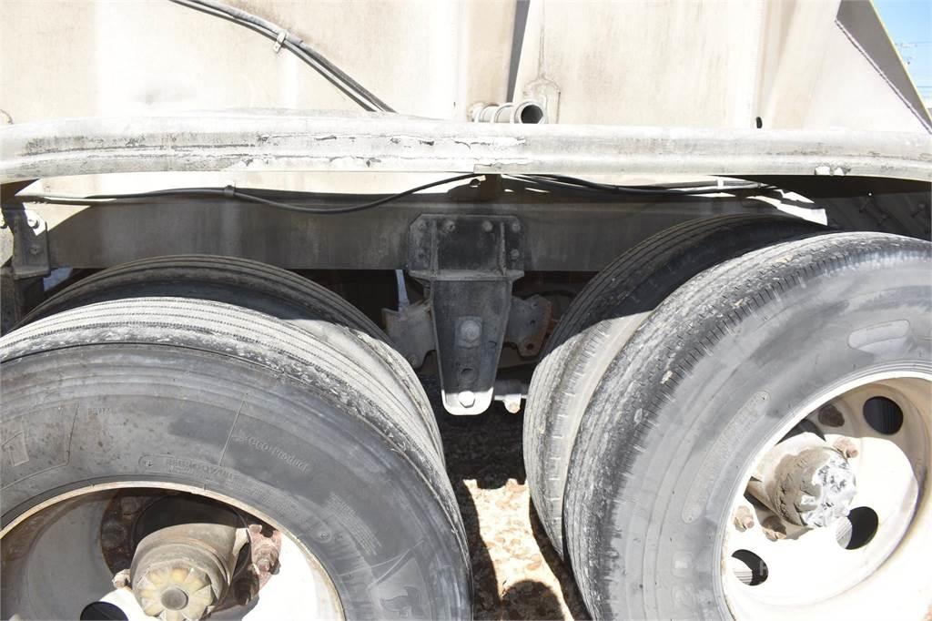 PENSKE Prikolice cisterne