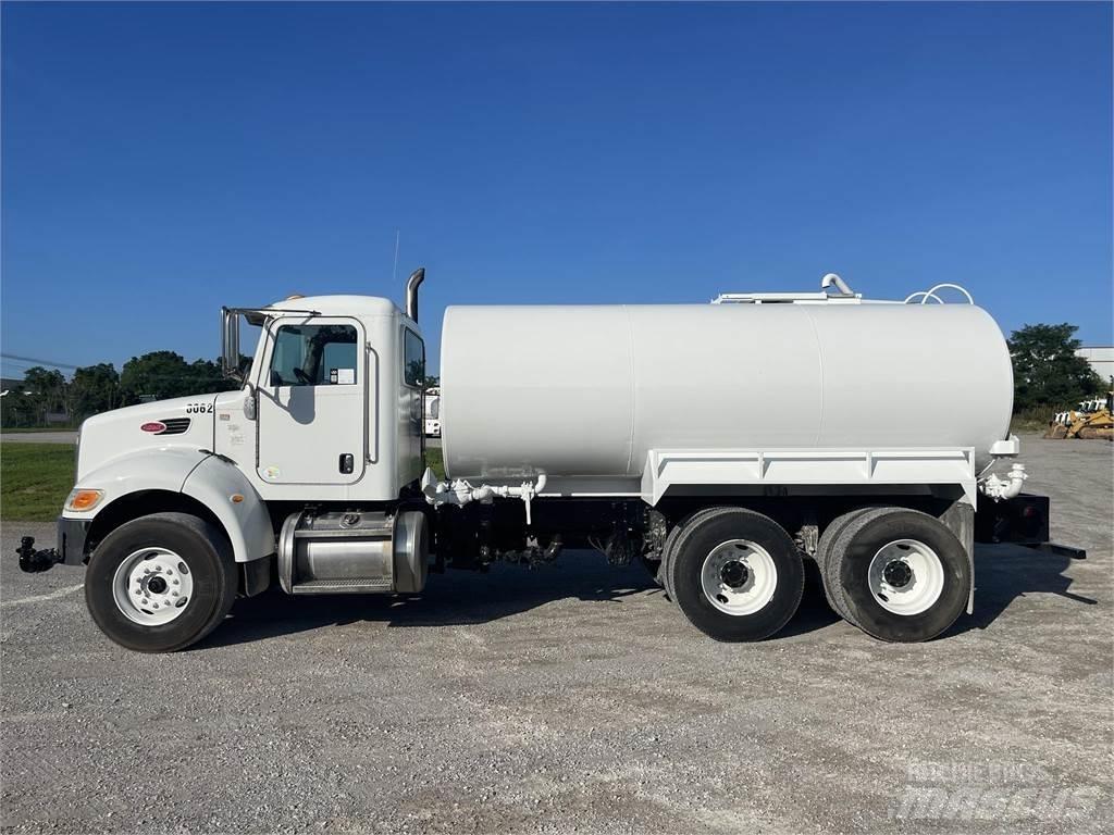Peterbilt 348 Tovornjaki za vodo