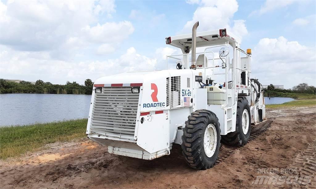 Roadtec SX2E Stroji za recikliranje asfalta