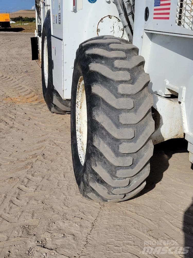 Roadtec SX2E Stroji za recikliranje asfalta