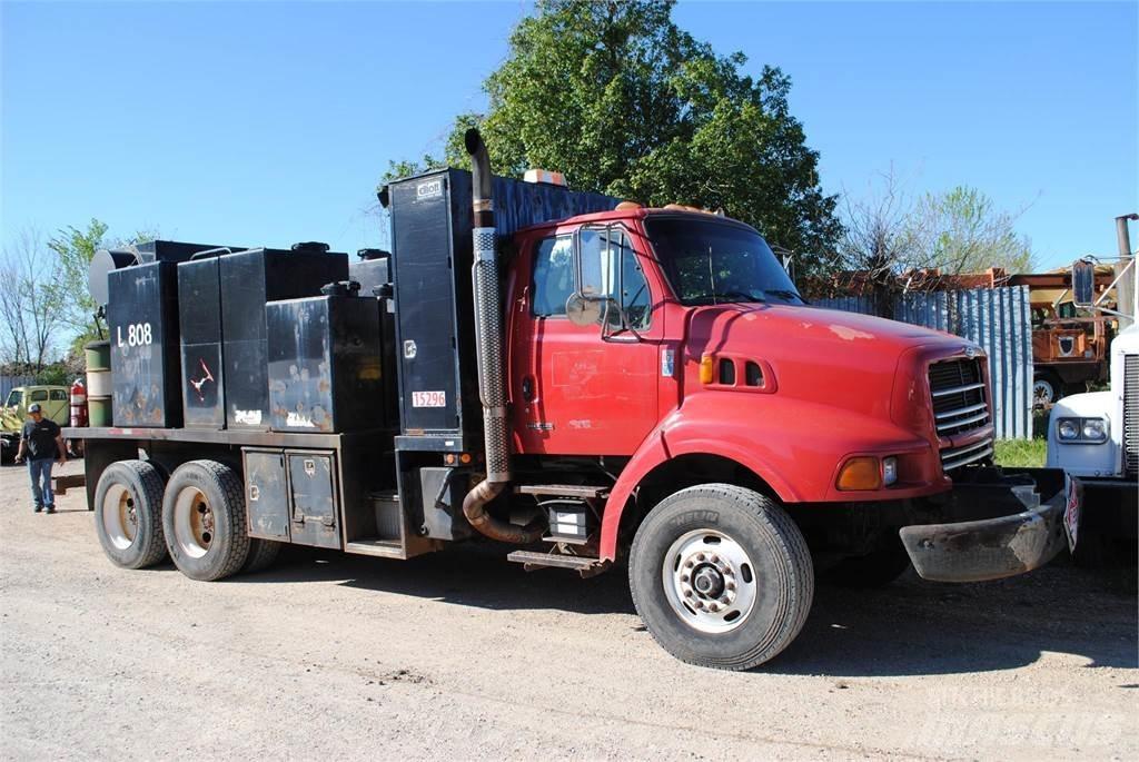 Sterling L8500 Tovornjaki cisterne