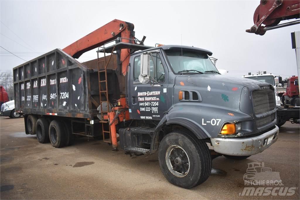 Sterling L9500 Tovornjaki z žerjavom