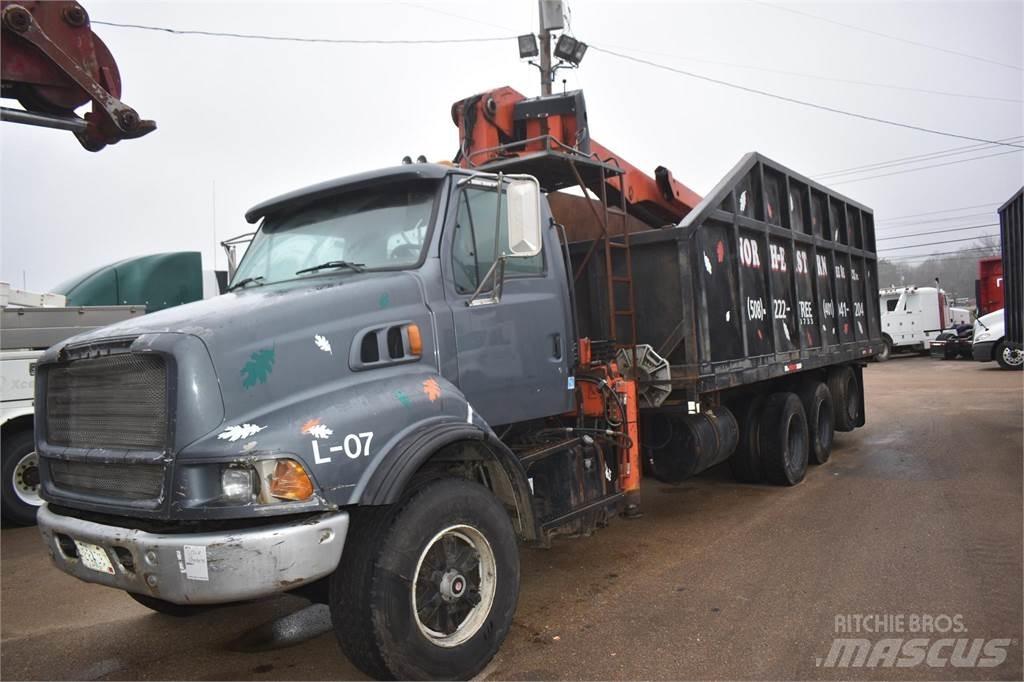 Sterling L9500 Tovornjaki z žerjavom