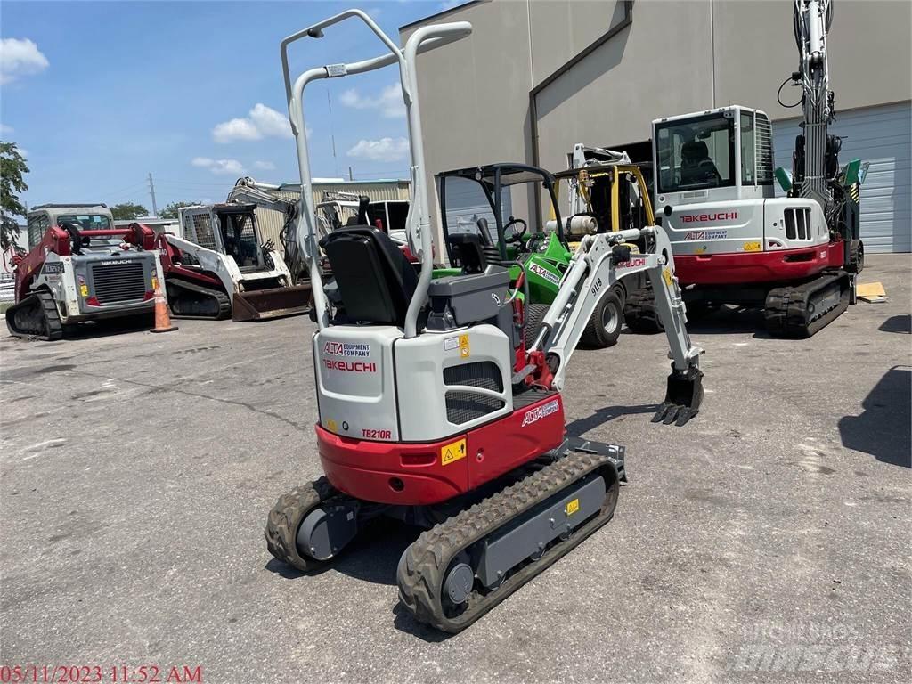 Takeuchi TB210R Mini bagri <7t