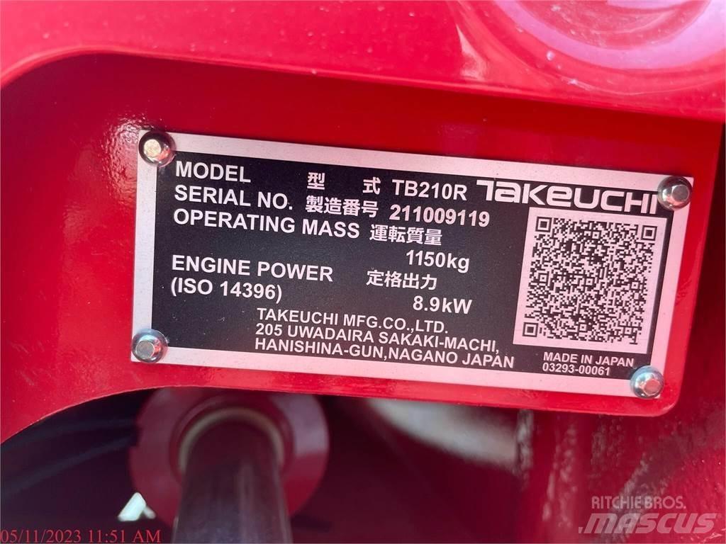 Takeuchi TB210R Mini bagri <7t