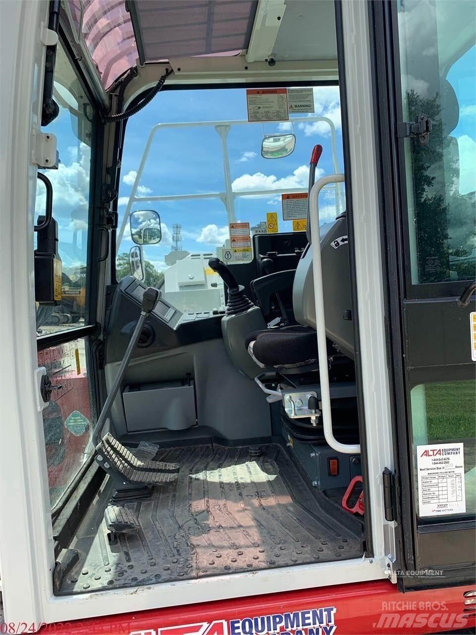 Takeuchi TB2150 Bagri goseničarji