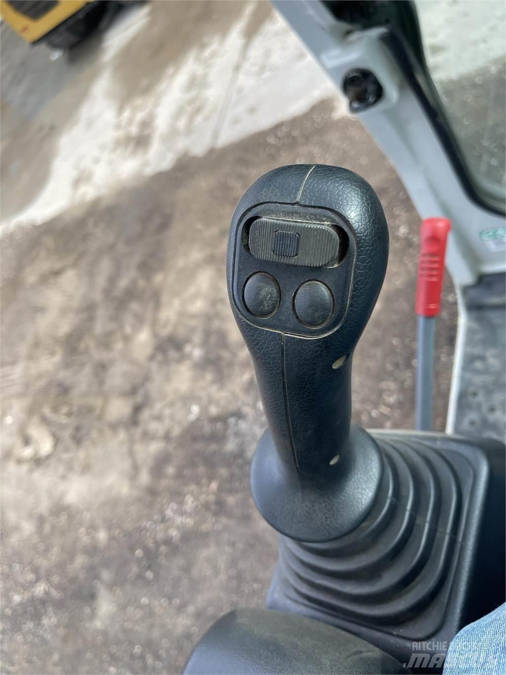 Takeuchi TB370 Bagri goseničarji