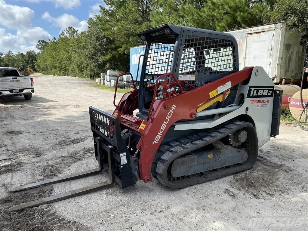Takeuchi TL8R2 Skid steer mini nakladalci
