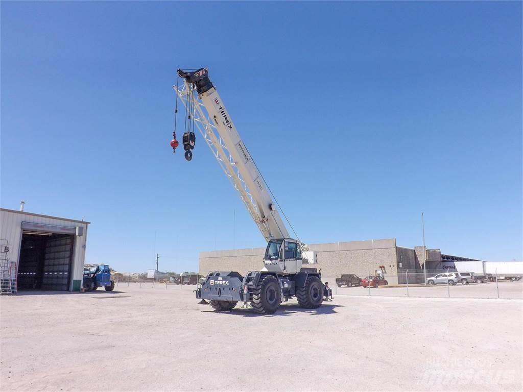 Terex RT345-2XL Avtodvigala