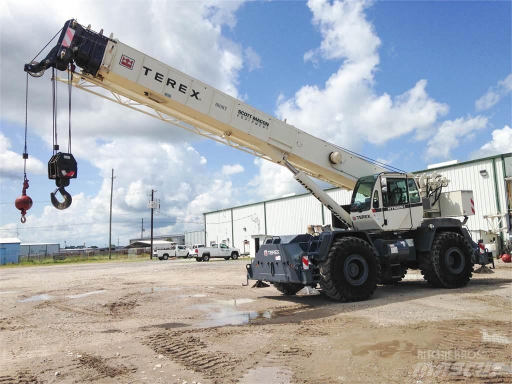 Terex RT555-1 Avtodvigala