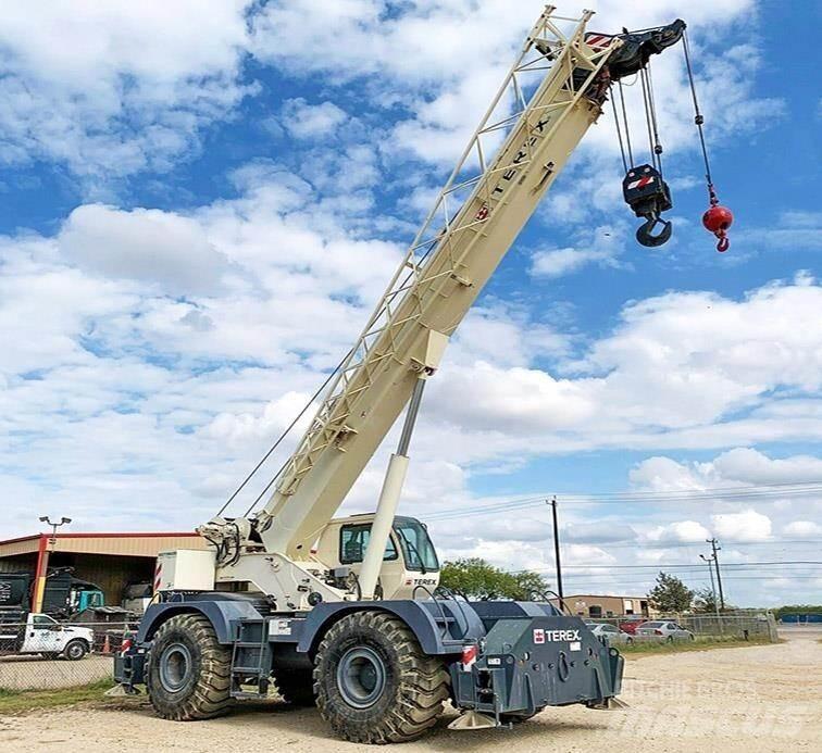 Terex RT670-1 Avtodvigala