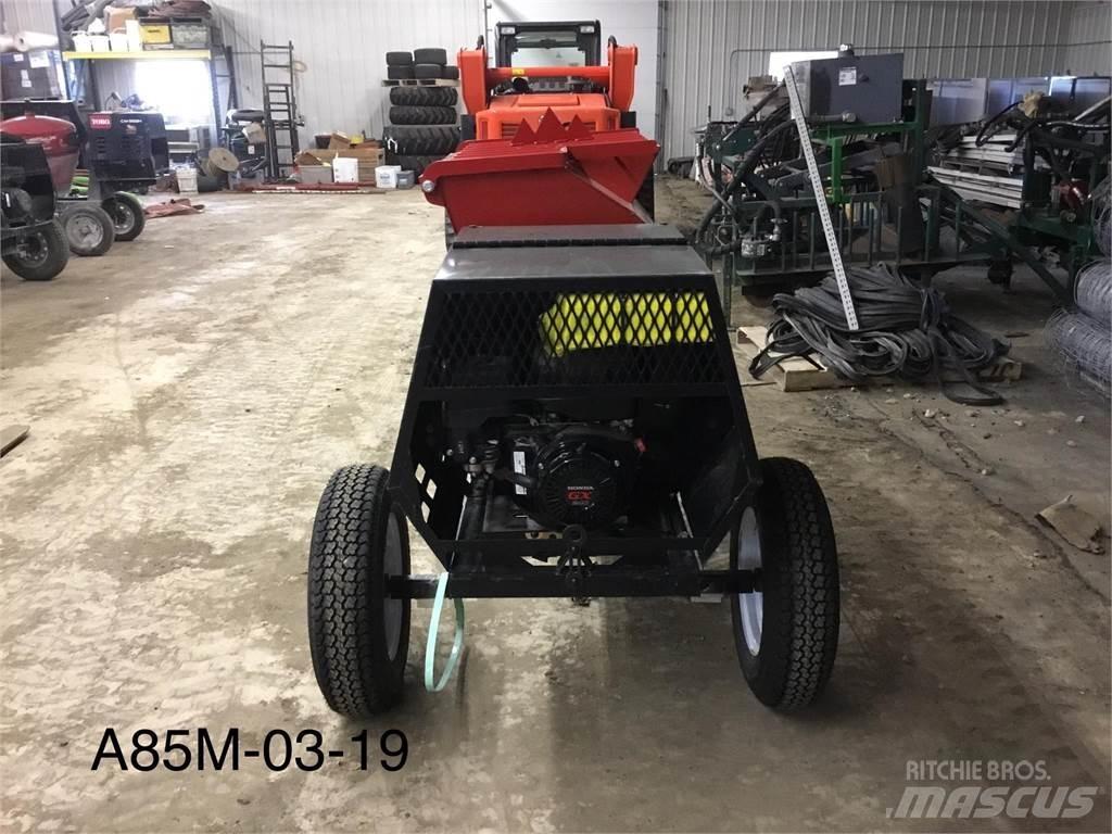 Toro MM858HP Mešalec betona / malte