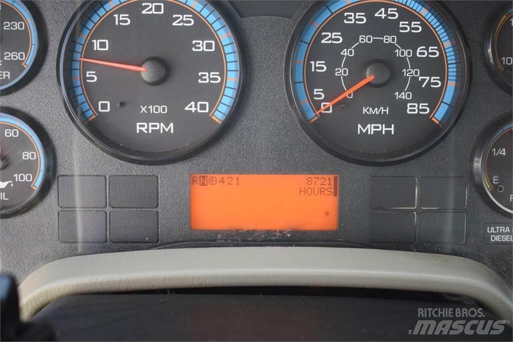 Tymco 600 Cestni pometači