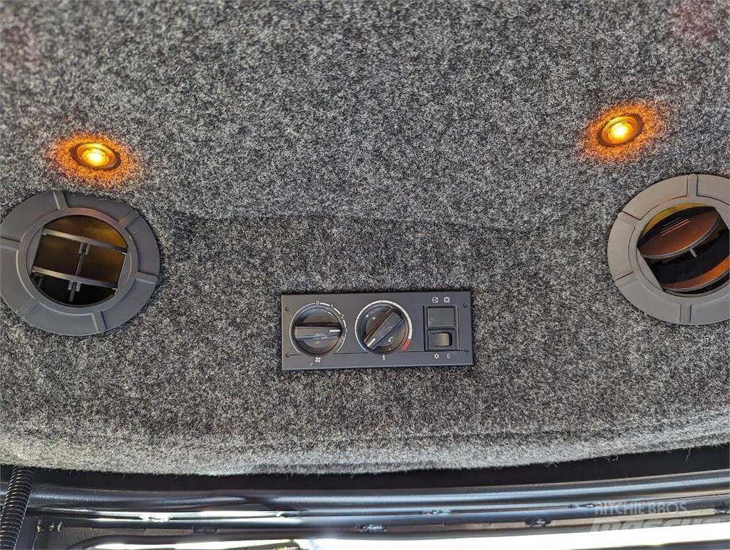 Vermeer RTX1250I2 Freze za kopanje jarkov Trenčerji