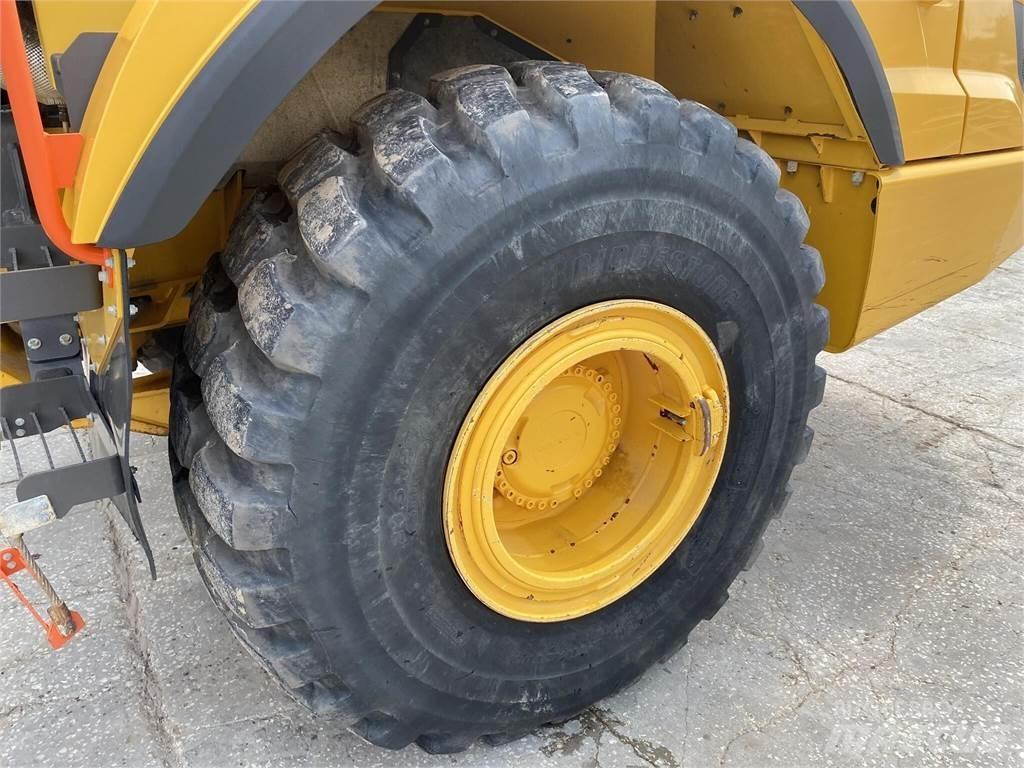 Volvo A25G Zglobni demperji