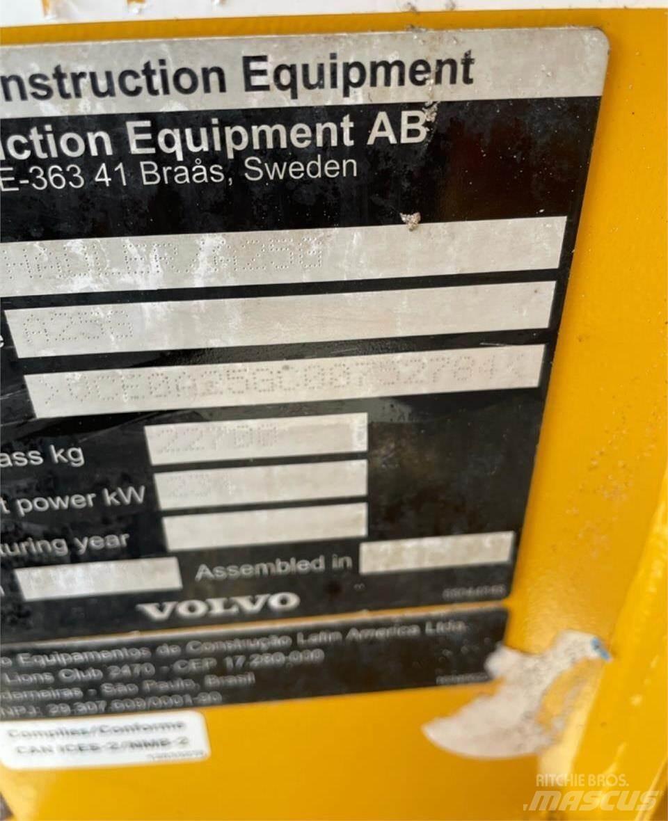Volvo A25G Zglobni demperji