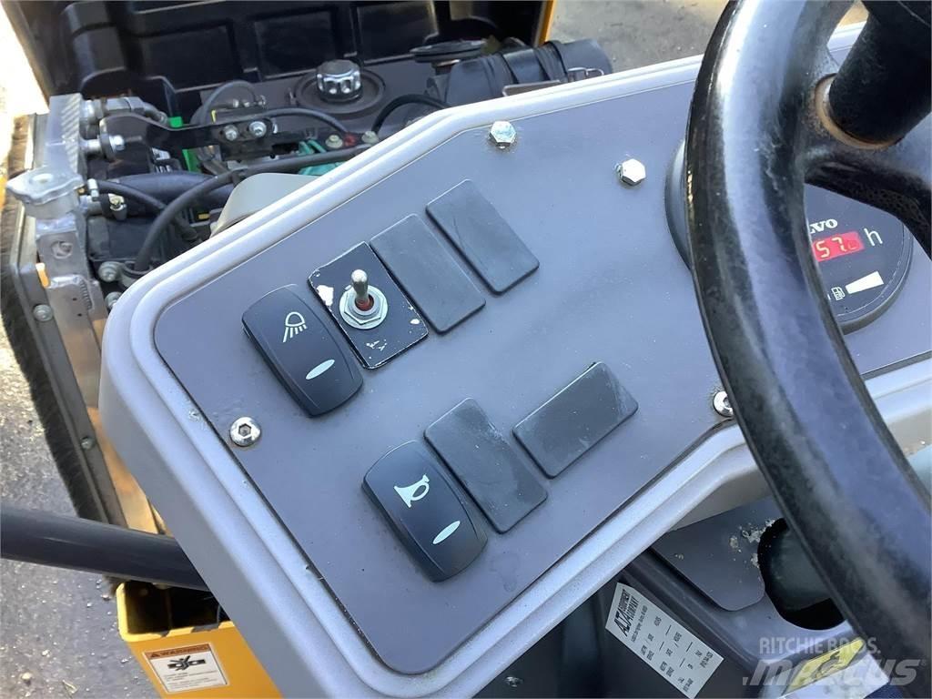 Volvo DD25B Dvojni valjarji