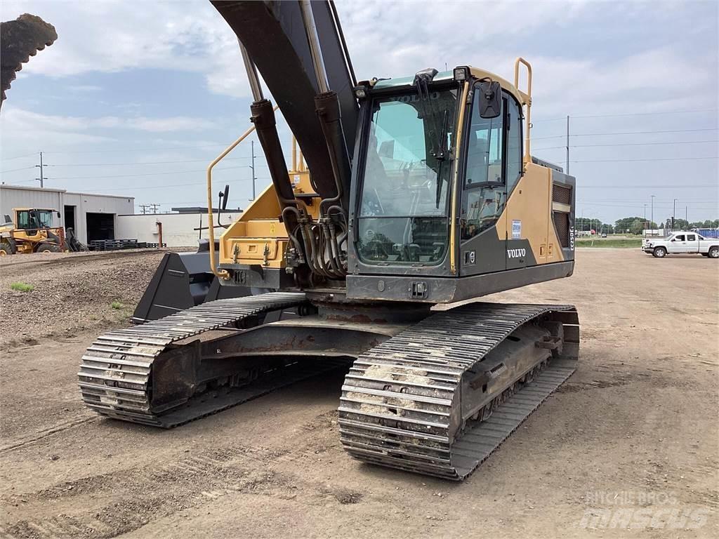 Volvo EC250EL Bagri goseničarji