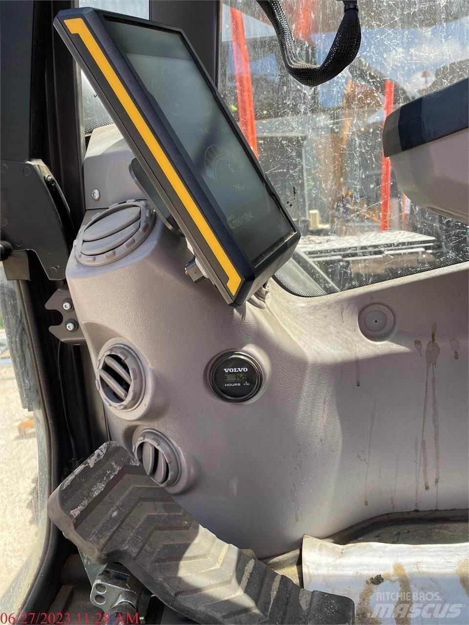 Volvo EC300EL Bagri goseničarji
