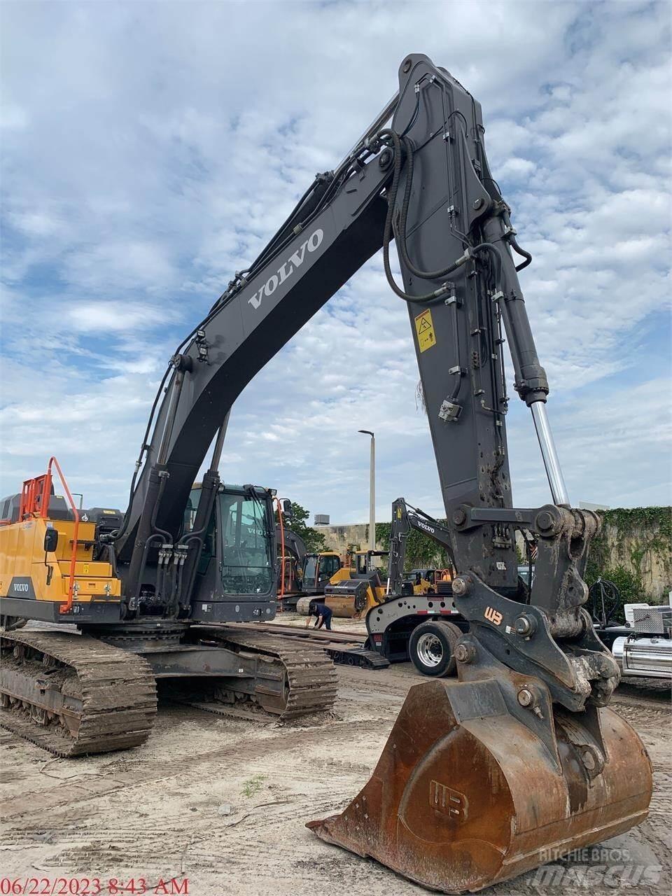 Volvo EC350EL Bagri goseničarji