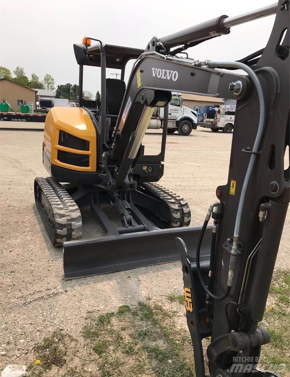 Volvo EC35D Mini bagri <7t
