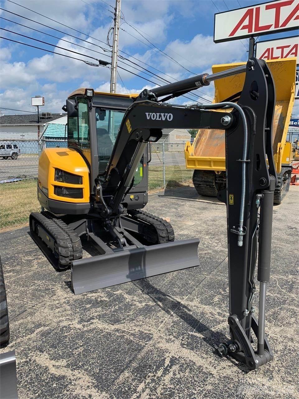 Volvo EC35D Mini bagri <7t