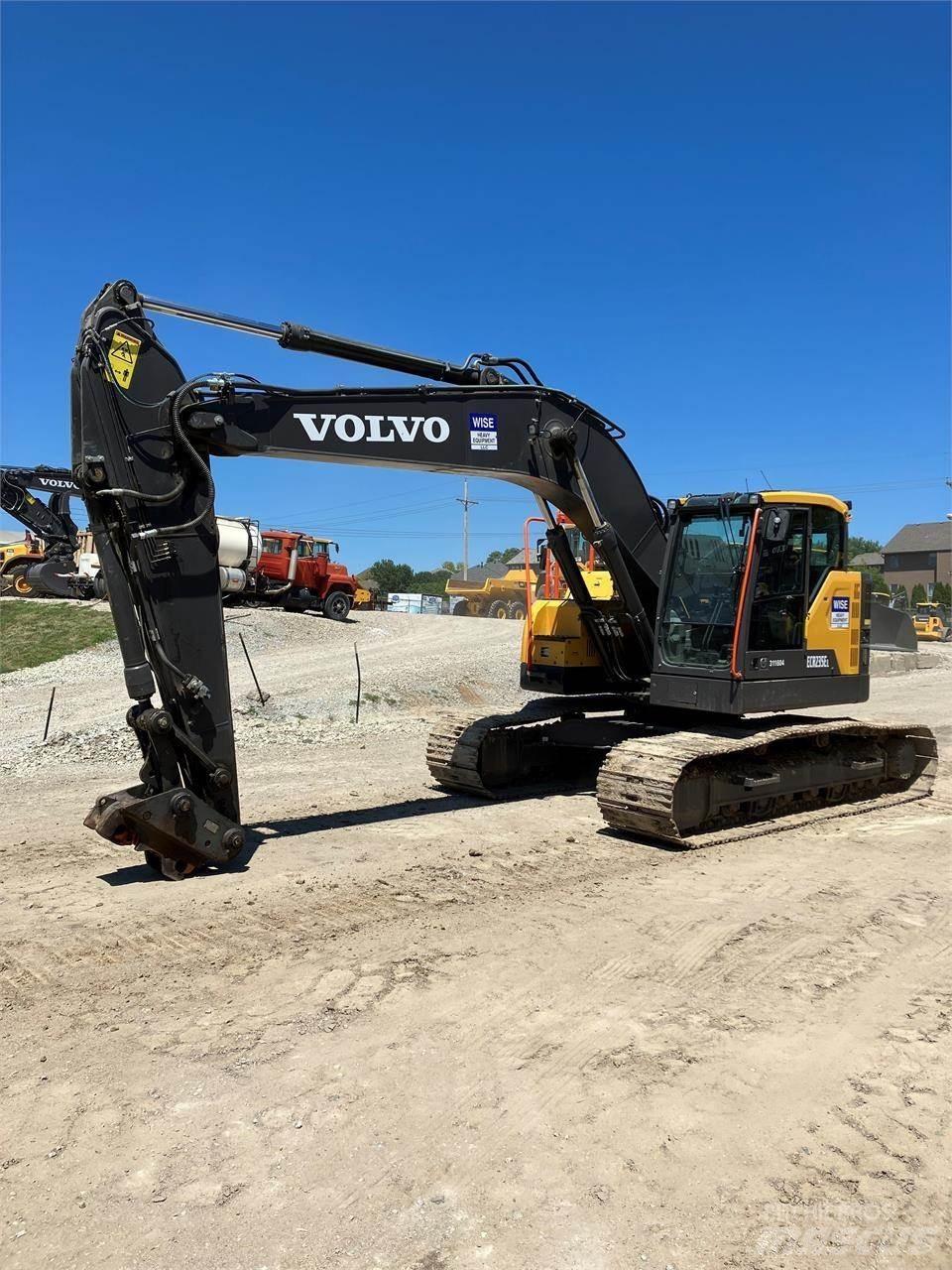 Volvo ECR235EL Bagri goseničarji