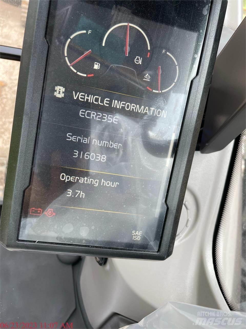 Volvo ECR235EL Bagri goseničarji